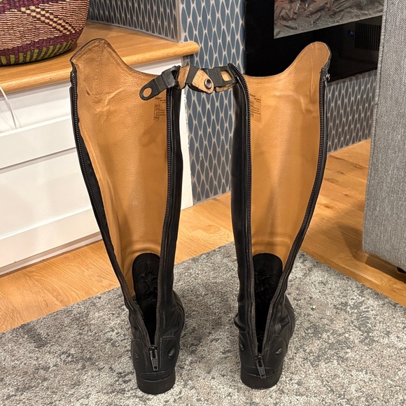 Ariat Tall Wide Black Riding Boots - Picture 7 of 13